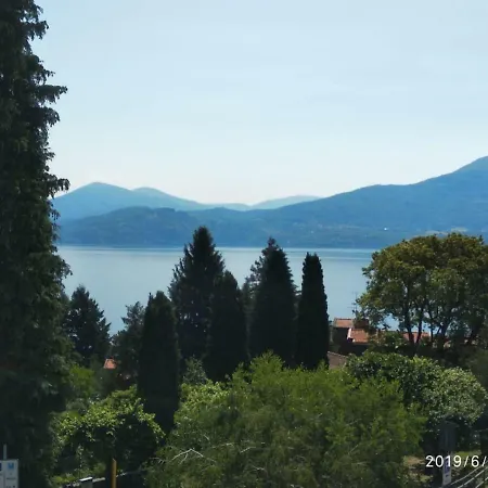 Eugebium Con Vista Lago E Balcone